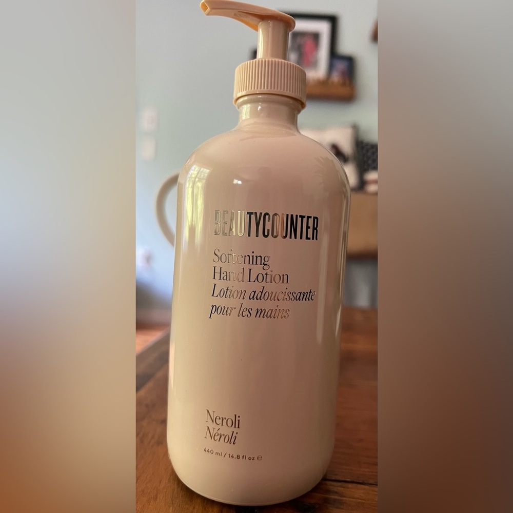 Beautycounter Neroli Scented Softening Hand Lotion 14.8oz